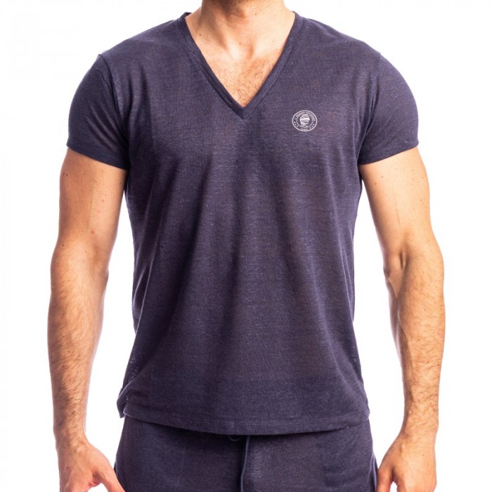 Mangas cortas de la marca L HOMME INVISIBLE - Nieuport Navy - Camiseta con cuello de pico L Homme Invisible - Ref : RW31 NIE M47